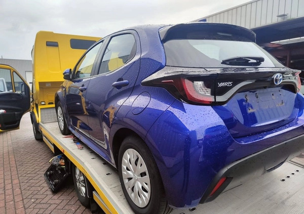 Toyota Yaris cena 40590 przebieg: 51900, rok produkcji 2020 z Warszawa małe 56